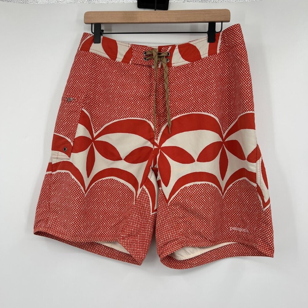 Patagonia Paddler Board Shorts Men's 33 Orange Cream Geometric Print Lined